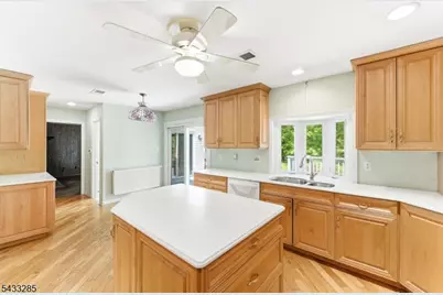 3 Elm St, Chester, NJ 07930 - Photo 2