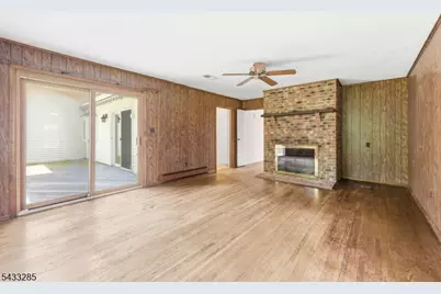 3 Elm St, Chester, NJ 07930 - Photo 10