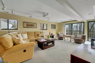6 Lynnfield Dr, Morris Township, NJ 07960 - Photo 12