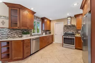 36 Bradley Ln, Bridgewater, NJ 08807 - Photo 14