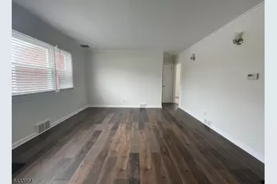 1584 Walker Ave, Union Township, NJ 07083 - Photo 6