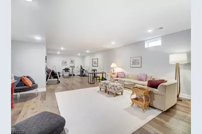 30 Dahlia Dr, Warren Township, NJ 07059 - Photo 20