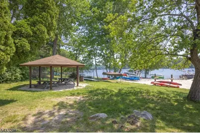 58 W Lake Shore Dr, Rockaway Township, NJ 07866 - Photo 36