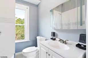 10 Charles St, East Orange, NJ 07017 - Photo 20