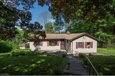 58 Tamarack Trl, Hardyston Township, NJ 07460 - Photo 1