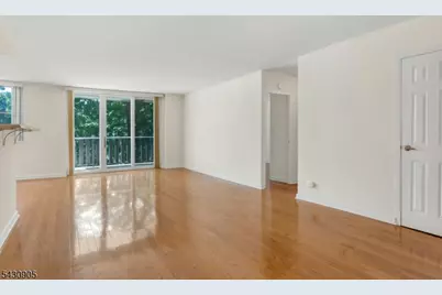 530 Valley Rd #3L, Montclair, NJ 07043 - Photo 20