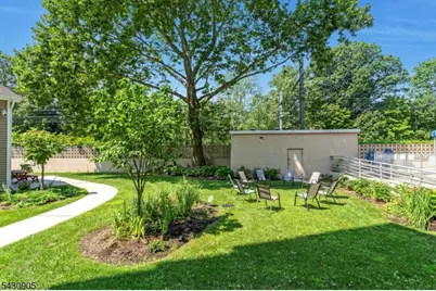 530 Valley Rd #3L, Montclair, NJ 07043 - Photo 30