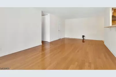530 Valley Rd #3L, Montclair, NJ 07043 - Photo 12