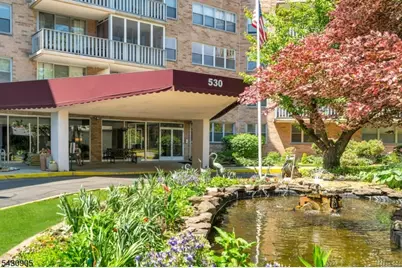 530 Valley Rd #3L, Montclair, NJ 07043 - Photo 1