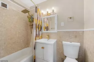 285 Aycrigg Ave, Passaic, NJ 07055 - Photo 12