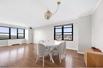 285 Aycrigg Ave #11G, Passaic, NJ 07055 - Photo 4