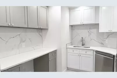 76 Jamestown Rd, Bernards Township, NJ 07920 - Photo 2