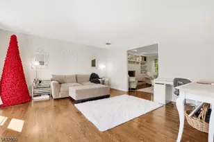 6 Kristen Ct, Wayne, NJ 07470 - Photo 8