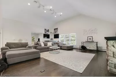 6 Kristen Ct, Wayne, NJ 07470 - Photo 20