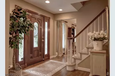 71 Cheshire Ln, Ringwood, NJ 07456 - Photo 2