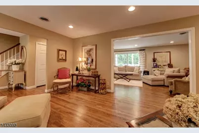 71 Cheshire Ln, Ringwood, NJ 07456 - Photo 4