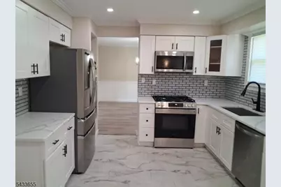 119 Colonial  Rd #1, Edgewater Park, NJ 08010 - Photo 2