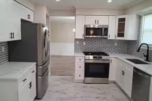 119 Colonial Rd, Edgewater Park, NJ 08010 - Photo 2