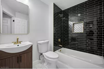 18 Hilton Ave, Maplewood, NJ 07040 - Photo 4