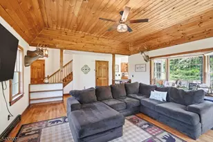 138 Overlook Dr, Montague, NJ 07827 - Photo 10