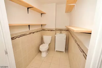 650 Mount Prospect Ave, Newark, NJ 07104 - Photo 10