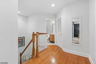 162 Blue Heron Dr, Secaucus, NJ 07094 - Photo 12