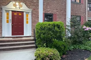 57 B Sandra Cir, Westfield, NJ 07090 - Photo 2