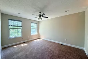 196 Sapphire Ln, Franklin Township, NJ 08823 - Photo 14