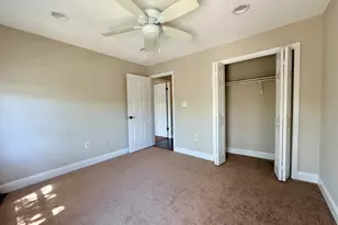 196 Sapphire Ln, Franklin Township, NJ 08823 - Photo 20