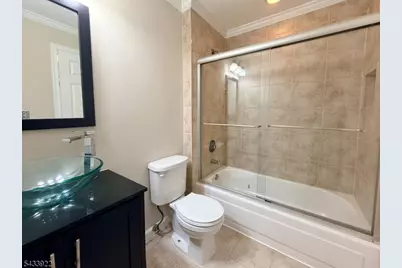 196 Sapphire Ln, Franklin Township, NJ 08823 - Photo 18