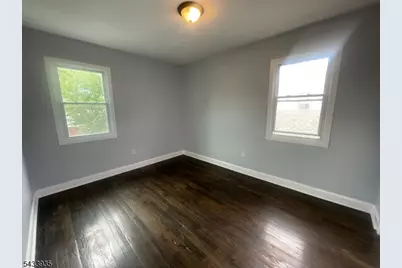 52 Smith St, Newark, NJ 07106 - Photo 8