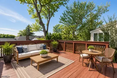 49 Amherst Pl, Livingston, NJ 07039 - Photo 16