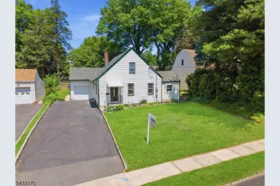 573 Conant St, Hillside, NJ 07205 - Photo 2