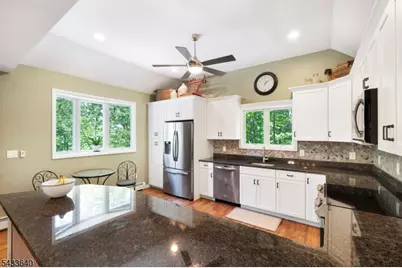 24 Toboggan Trl, Vernon, NJ 07461 - Photo 6