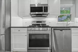 16 Highland Trail, Denville, NJ 07834 - Photo 8