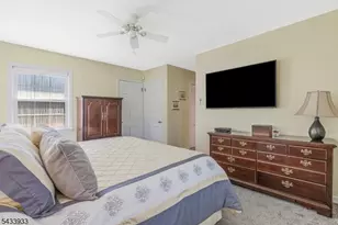 487 Knollwood Dr, Bridgewater, NJ 08807 - Photo 20