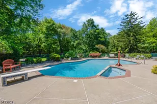 487 Knollwood Dr, Bridgewater, NJ 08807 - Photo 32