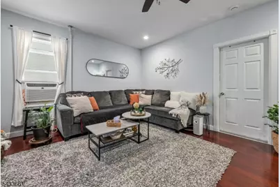50 Chestnut St, Belleville, NJ 07109 - Photo 4