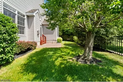 35 Hardenbergh St, Franklin Township, NJ 08873 - Photo 26