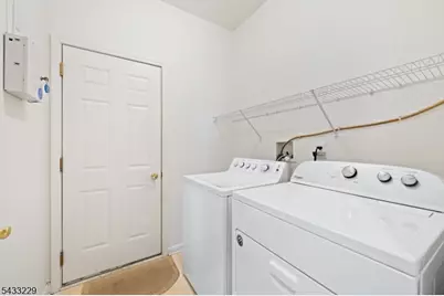 35 Hardenbergh St, Franklin Township, NJ 08873 - Photo 22