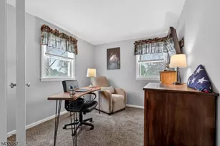 7 Spier Dr, Livingston, NJ 07039 - Photo 30