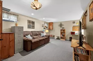 7 Spier Dr, Livingston, NJ 07039 - Photo 28