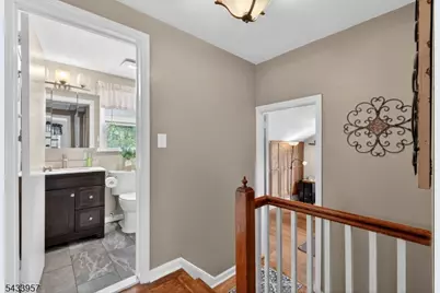 7 Spier Dr, Livingston, NJ 07039 - Photo 20