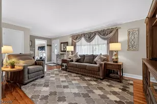 7 Spier Dr, Livingston, NJ 07039 - Photo 12