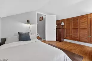 7 Spier Dr, Livingston, NJ 07039 - Photo 24