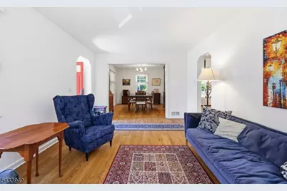 156 N Hillside Ave, Chatham, NJ 07928 - Photo 14