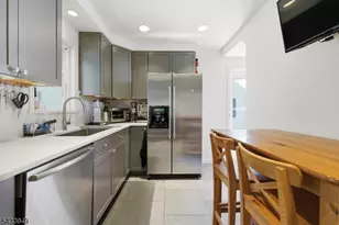 156 N Hillside Ave, Chatham, NJ 07928 - Photo 8