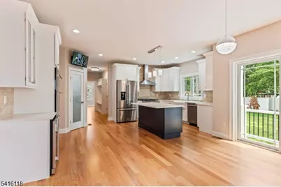 118 Cambridge Rd, Westfield Town, NJ 07090 - Photo 12