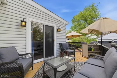 65 Carteret St, Bloomfield, NJ 07003 - Photo 22