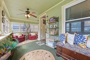 65 Carteret St, Bloomfield, NJ 07003 - Photo 2